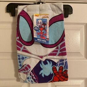 Disney Jr. Marvel Spidey and Friends Beach Towel. NWT.